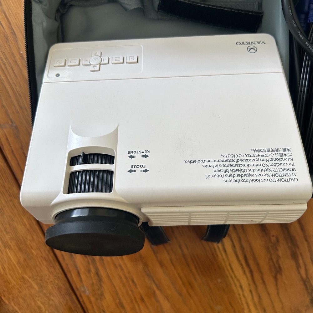 Vankyo Mini Projector